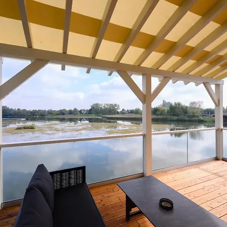 Betti Coeloephaz Aparthotel Tiszaorveny